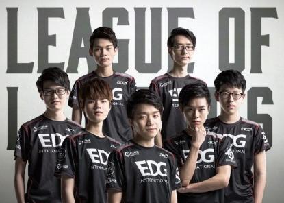 王哲林缺阵 王哲林缺阵