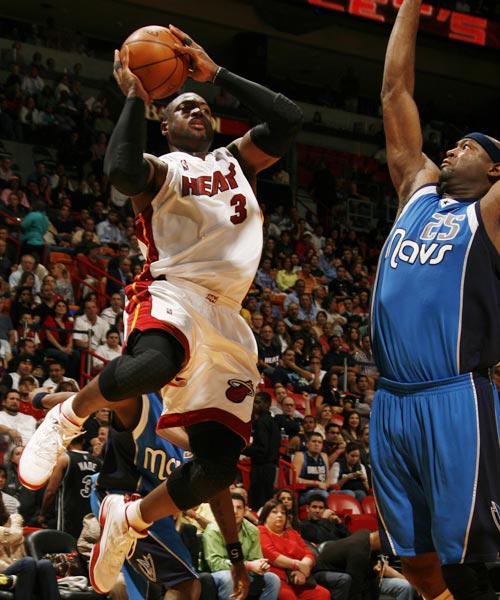 换了队徽 换了队徽