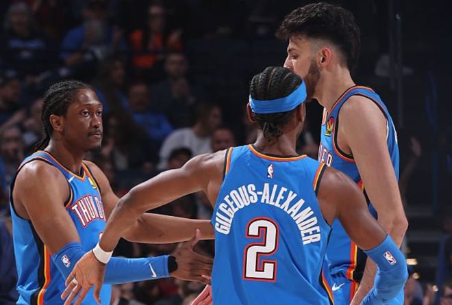 《帝国神话》国服主题曲MV《听潮》发布