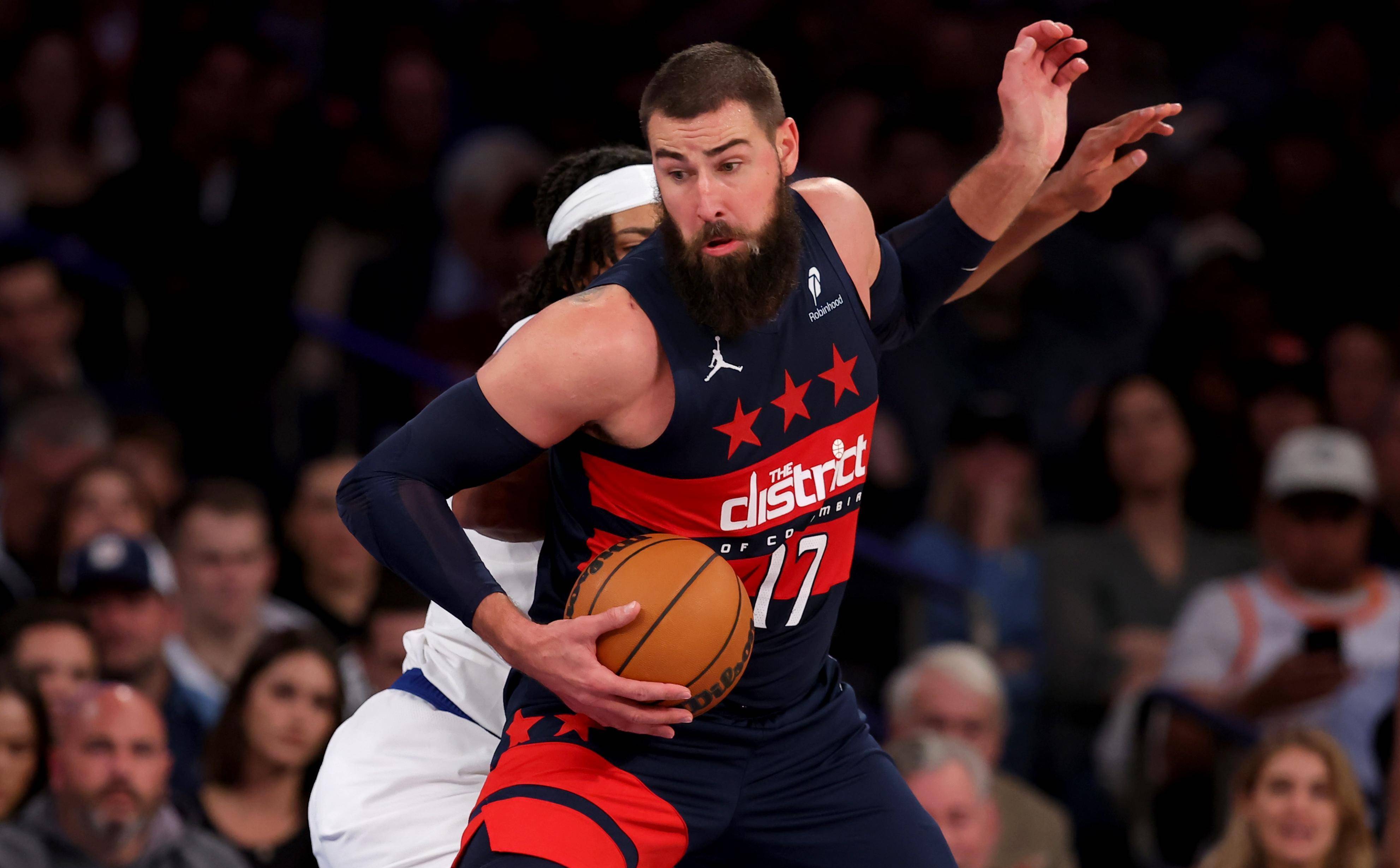 与防守锋线 与防守锋线